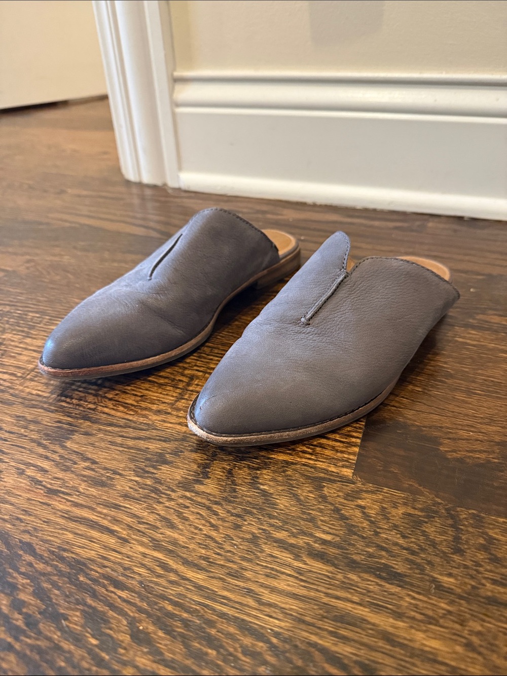 Women’s Grey-Violet Leather Slip-On Mules